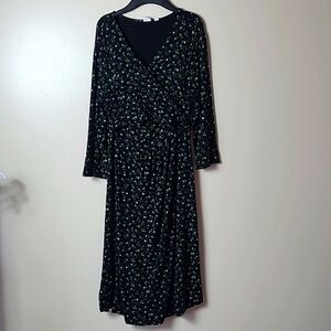 NWT GAP Maternity Floral Jersey Knit Stretch Wrap Front Dress Size M
